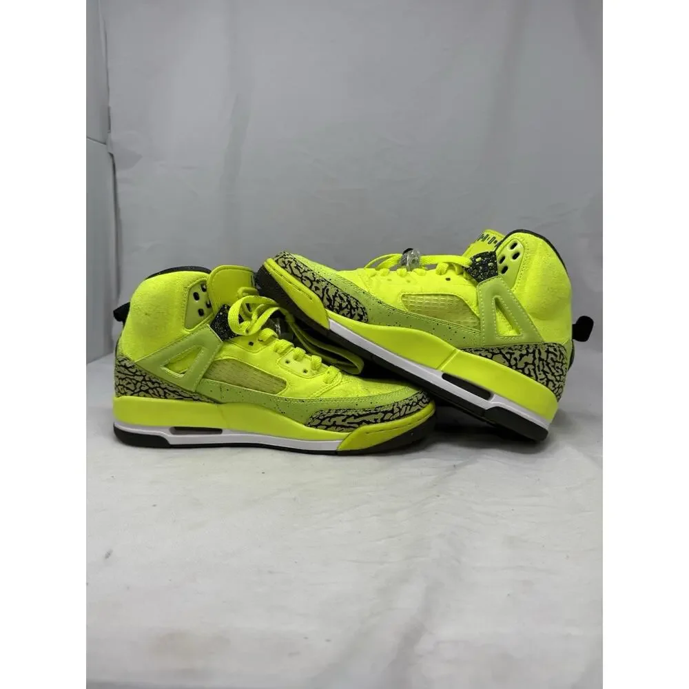 Size 8 - Air Jordan Spizike BHM